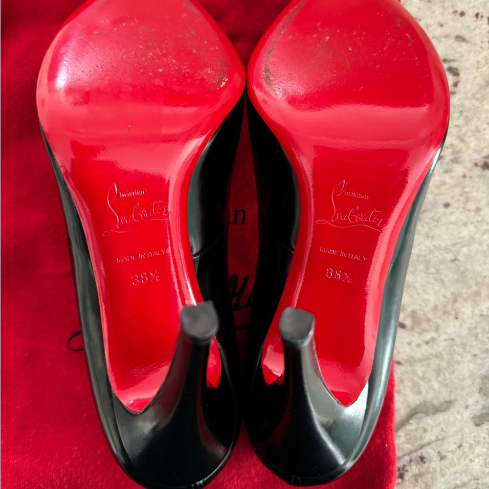 Christian Louboutin Classic Simple Pump 8.5 - Picture 15 of 16